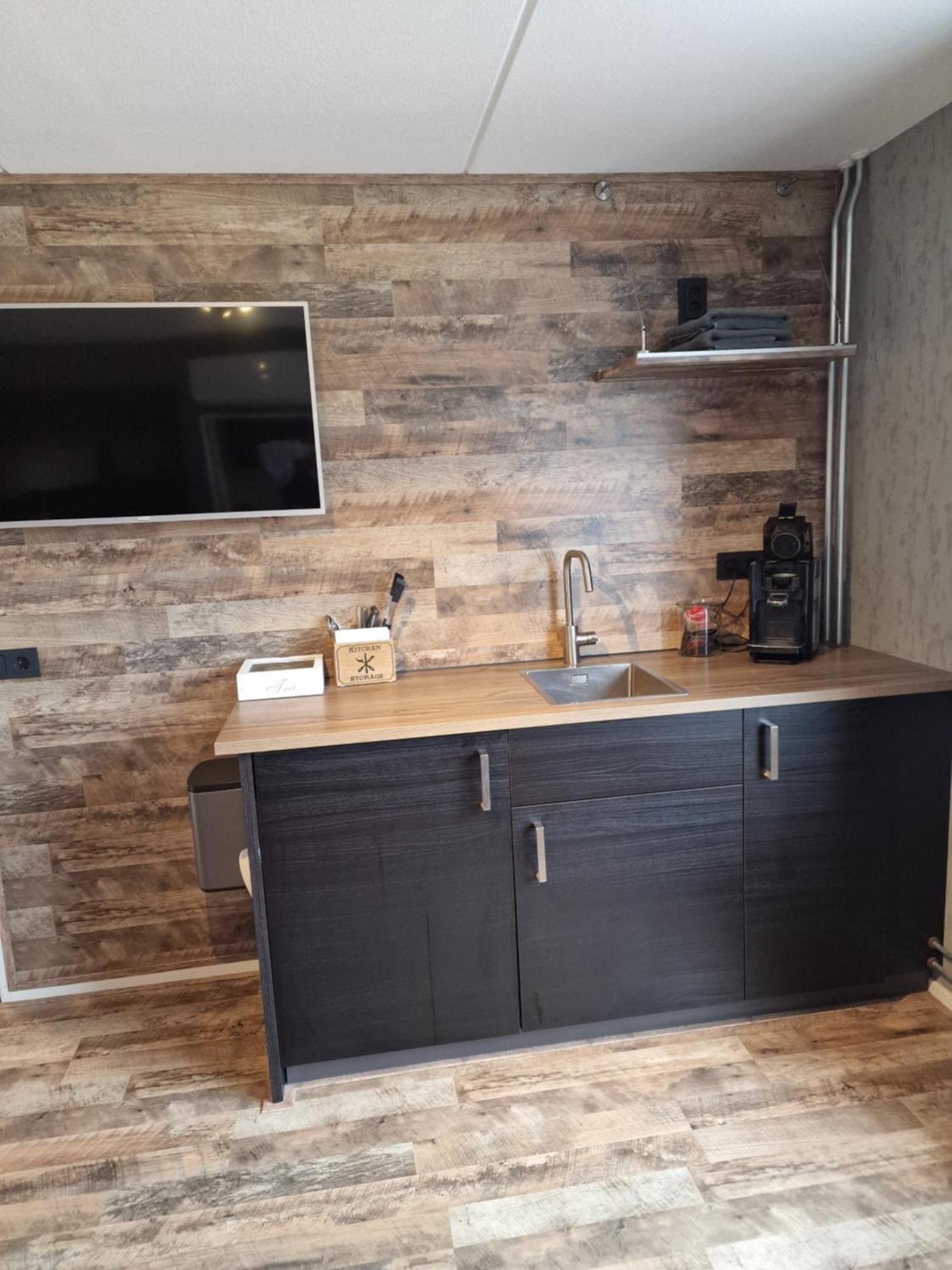 Bed & Budget Mackenzieplaats Wilp Extérieur photo